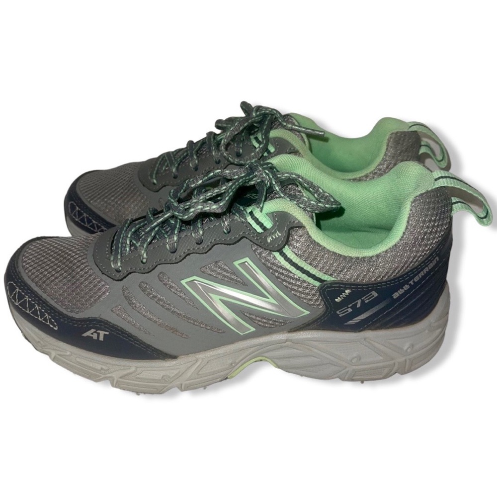 New Balance All Terrain Running Shoes Sneakers Green Gray Size 7.5 - Picture 2 of 5